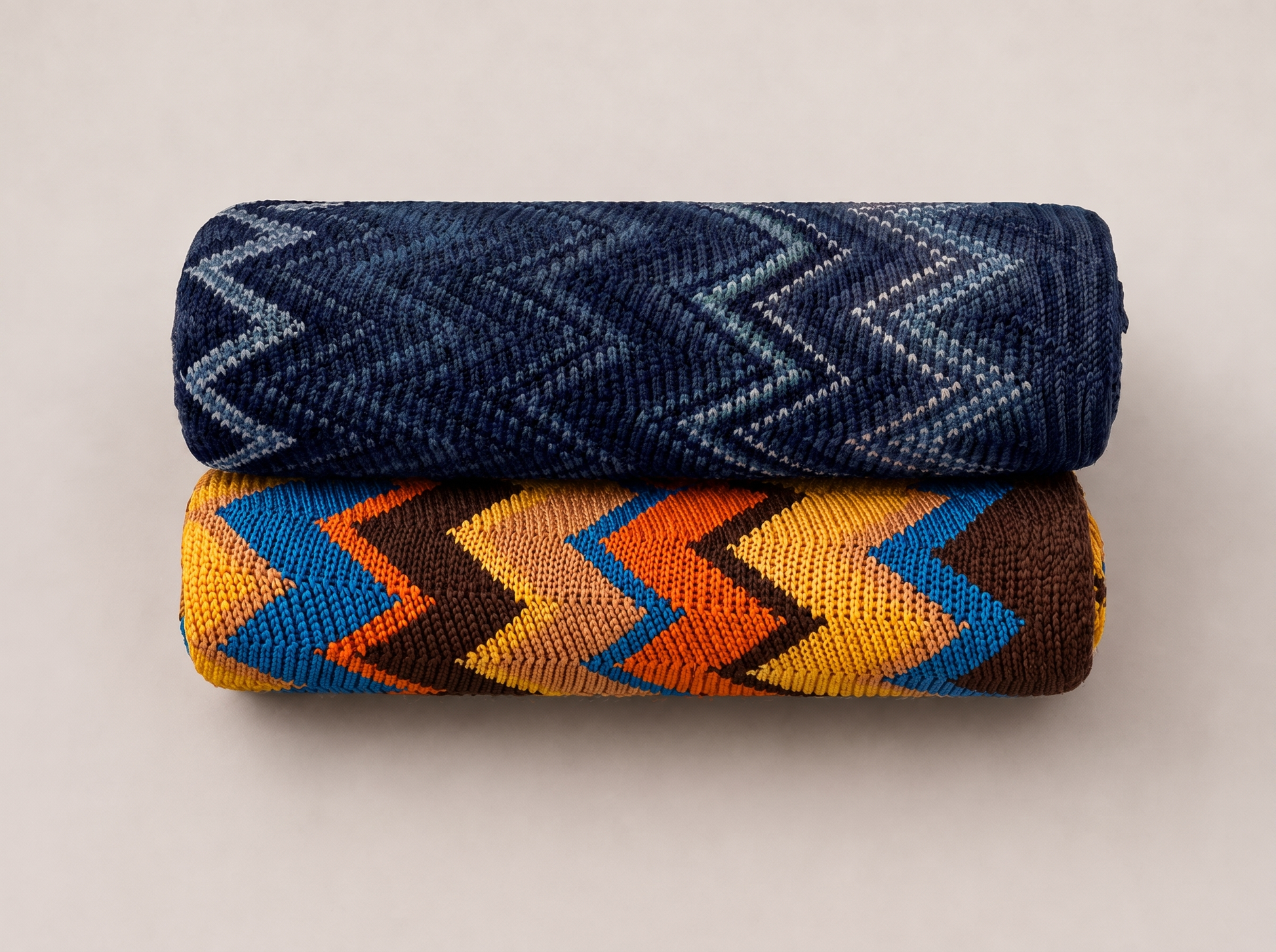 Strickdecke mit Zickzackmuster – Detailansicht