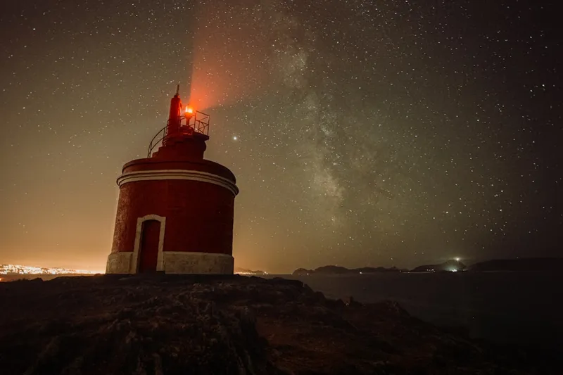 If you want more exclusive images not shared on unsplash and help me to continue creating content become a patron at https://www.patreon.com/avecalvar